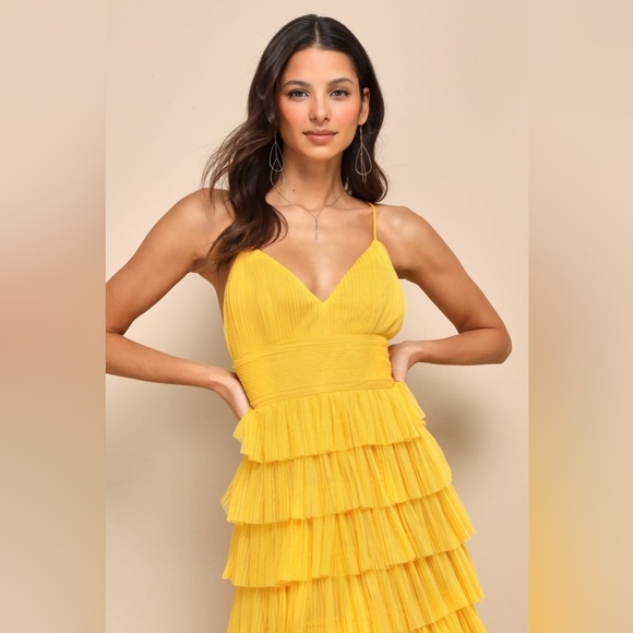 NWOT Lulus Radiant Event Yellow Mesh Tiered Ruffled Backless Maxi Dress - Picture 4 of 7